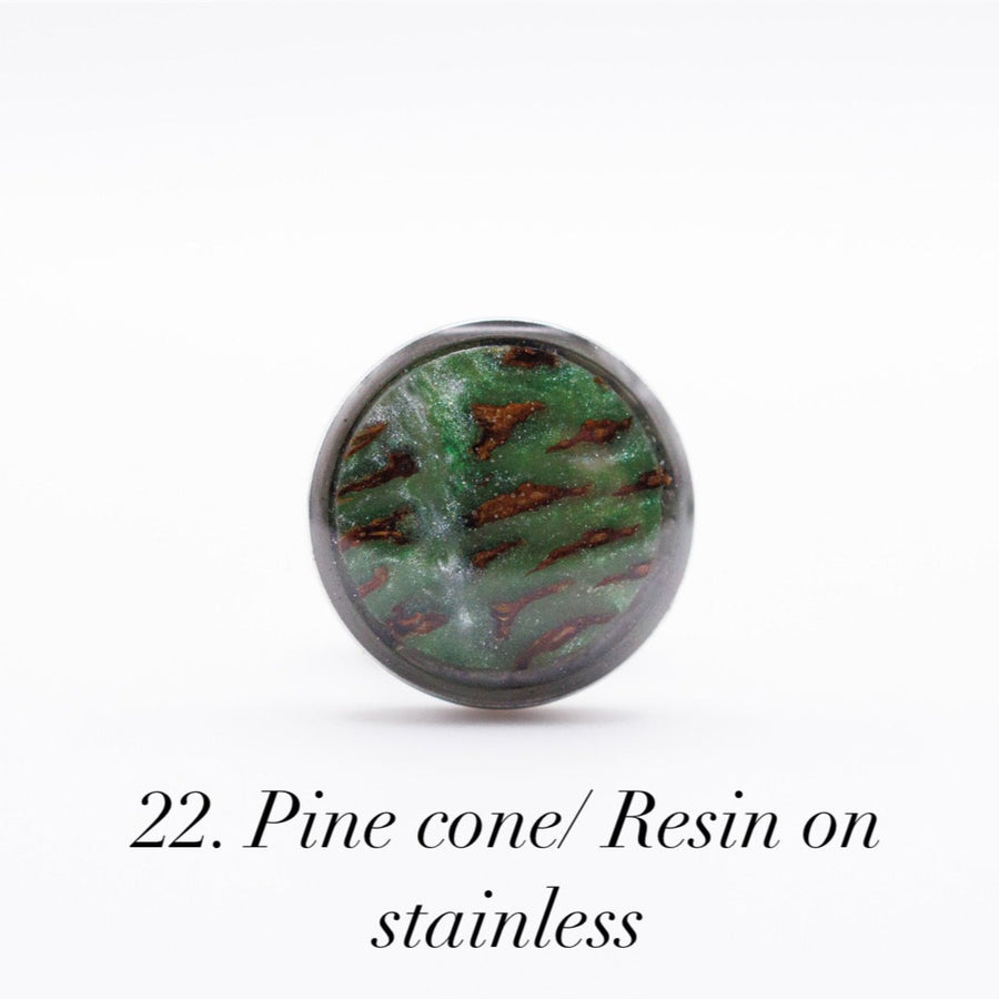 Ready-made Lapel pins